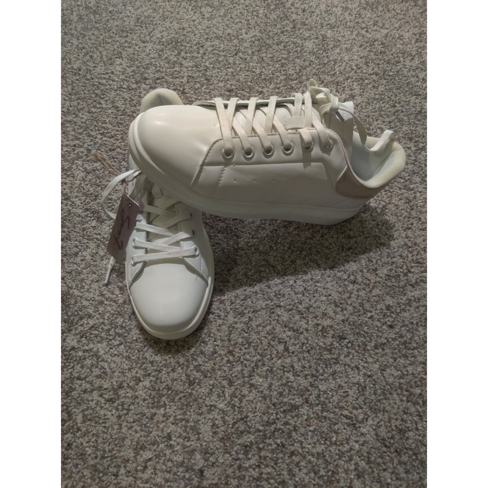 Seven 7 Miki Sneaker White And Gold Women's Size 11 new *